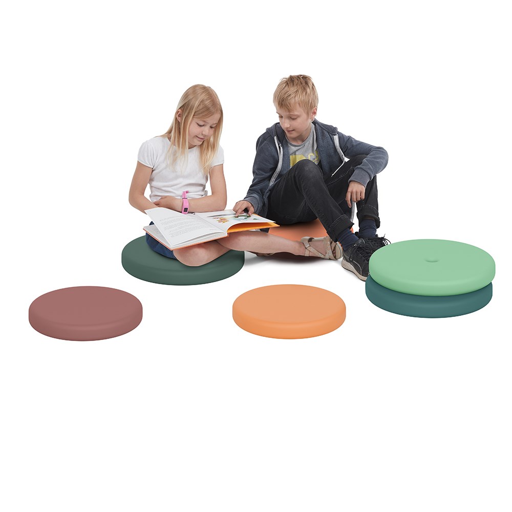 Aestm Lot de 2 coussins daccoudoirs ergonomiques en mousse /à m/émoire de forme antid/érapantes pour fauteuil de bureau et de jeu avec accoudoirs pour coudes en relief Noir